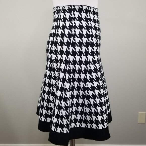 Nwt Classic Concepts Black White Circle Skirt Sz PM Womens Stretch Knit Pull-On - Picture 3 of 8